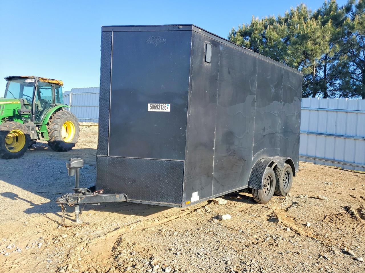 2021 DIAMOND Enclosed VIN 53NBE1423M1089806 photo 2