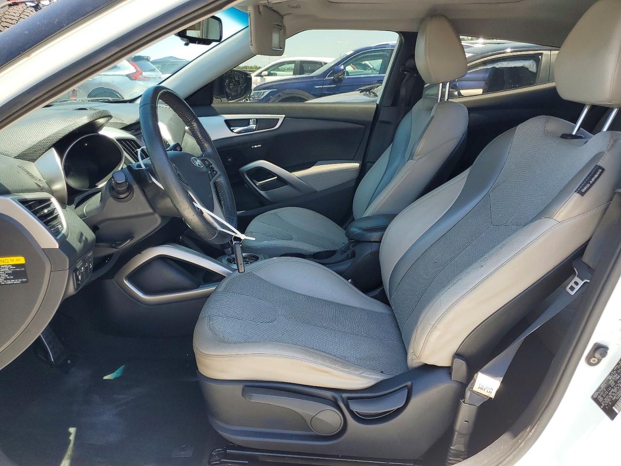 2012 Hyundai Veloster VIN KMHTC6AD0CU053766 photo 7