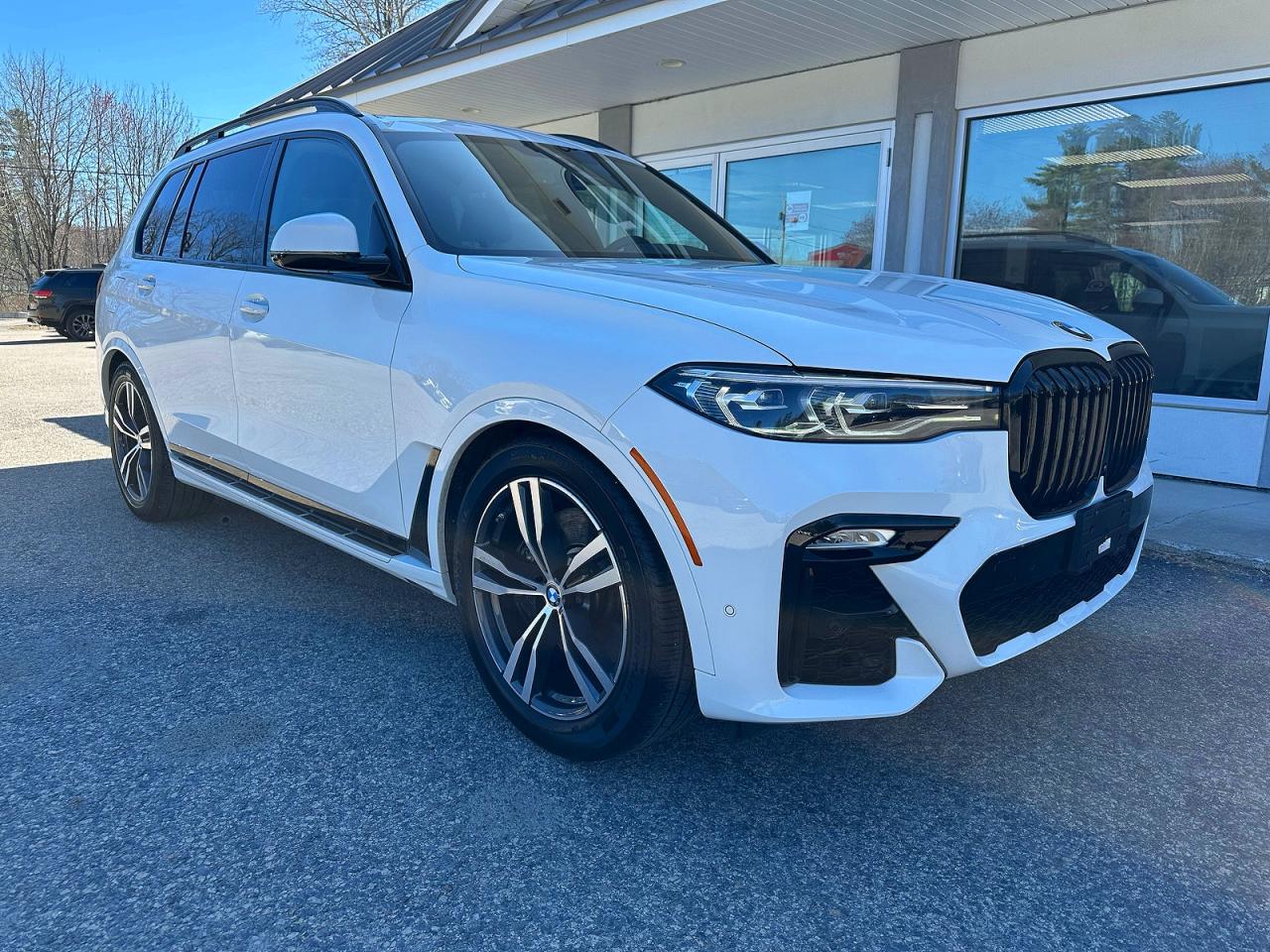 2021 BMW X7 VIN 5UXCW2C02M9G21973 photo 1