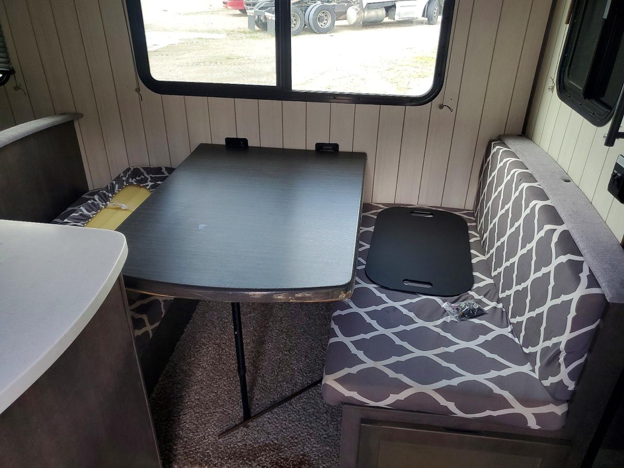 2019 KEYSTONE Trailer VIN 4YDT33127K5351030 photo 8