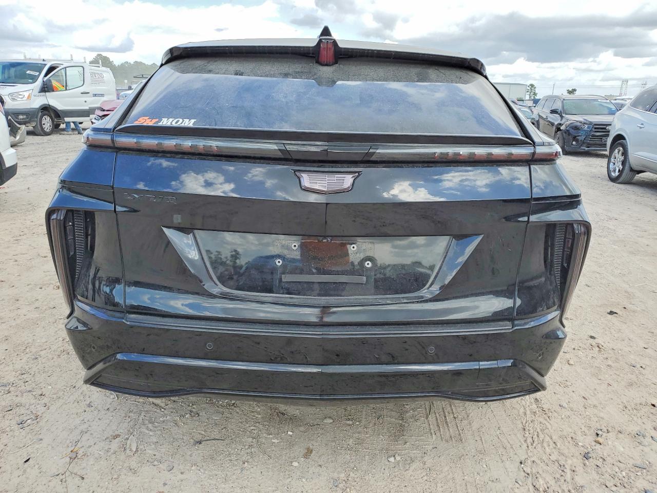 2025 Cadillac All other VIN 1GYKPNRL4SZ309641 photo 6