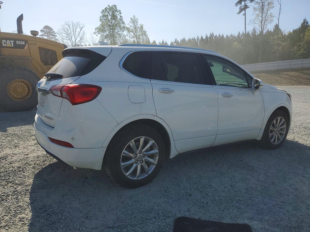 2019 Buick Envision VIN LRBFXCSA1KD107310 photo 3