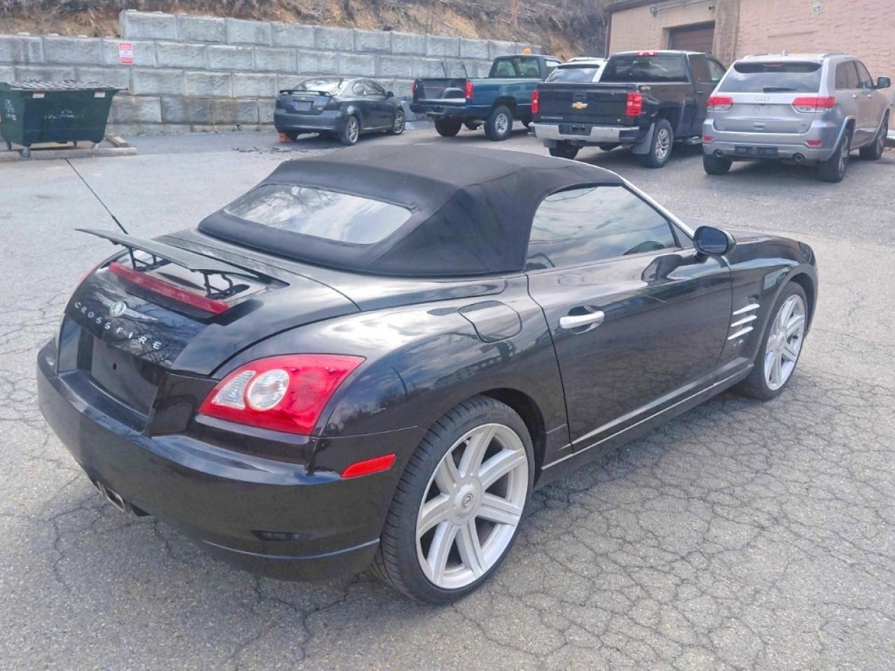 2005 Chrysler Crossfire VIN 1C3AN65L55X036457 photo 4