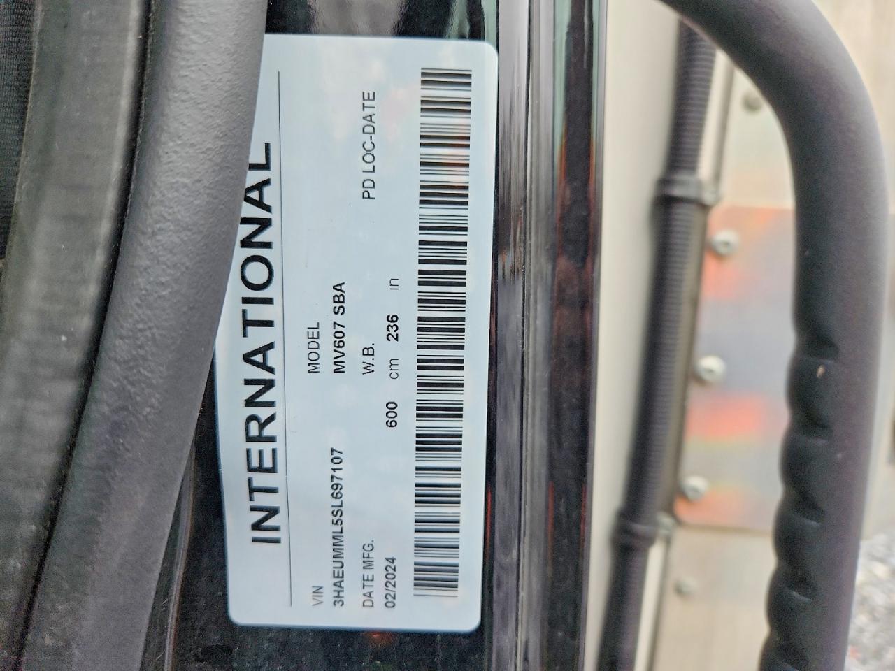 2025 International All other VIN 3HAEUMML5SL697107 photo 10