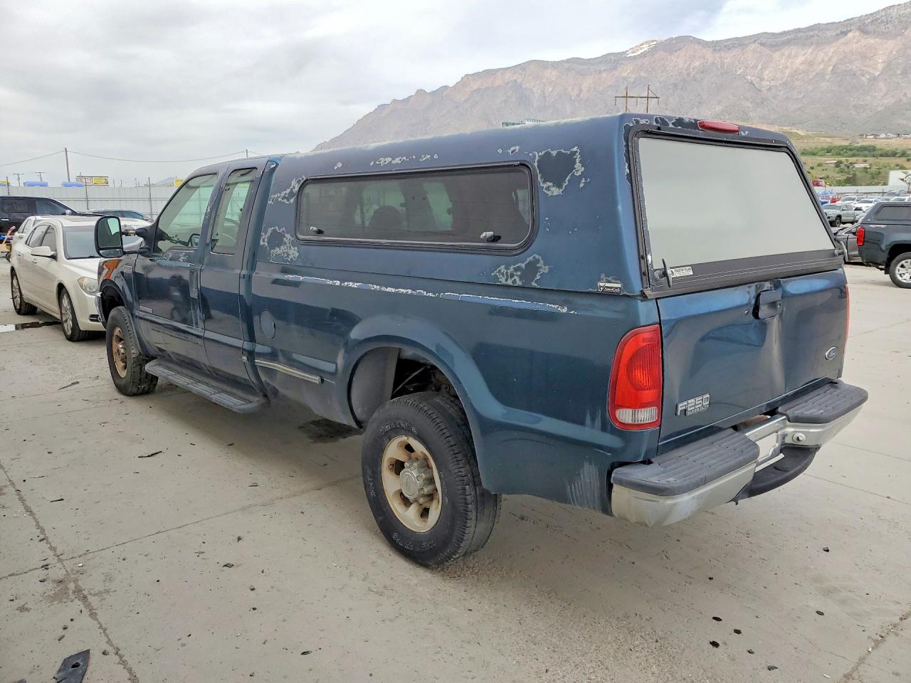 1999 Ford F250 VIN 1FTNX21FXXEC87974 photo 2