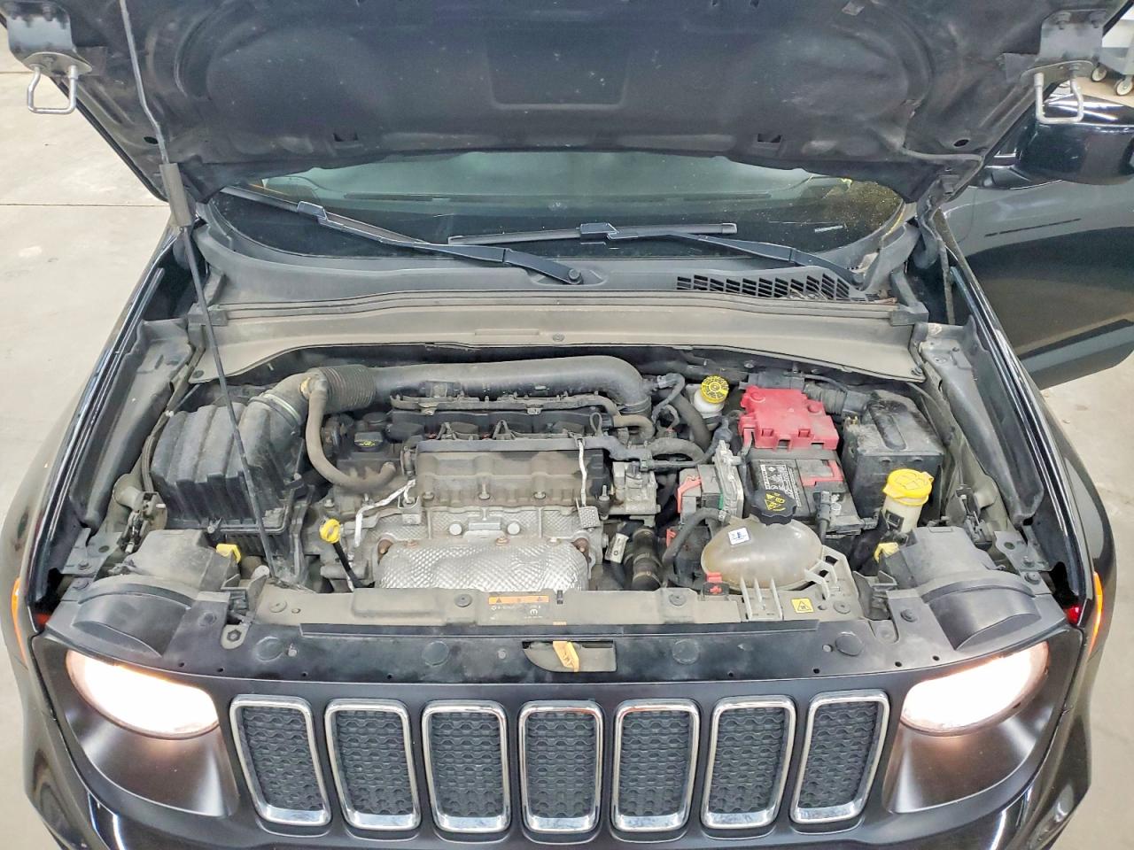 2021 Jeep Renegade VIN ZACNJDBB6MPN00184 photo 11