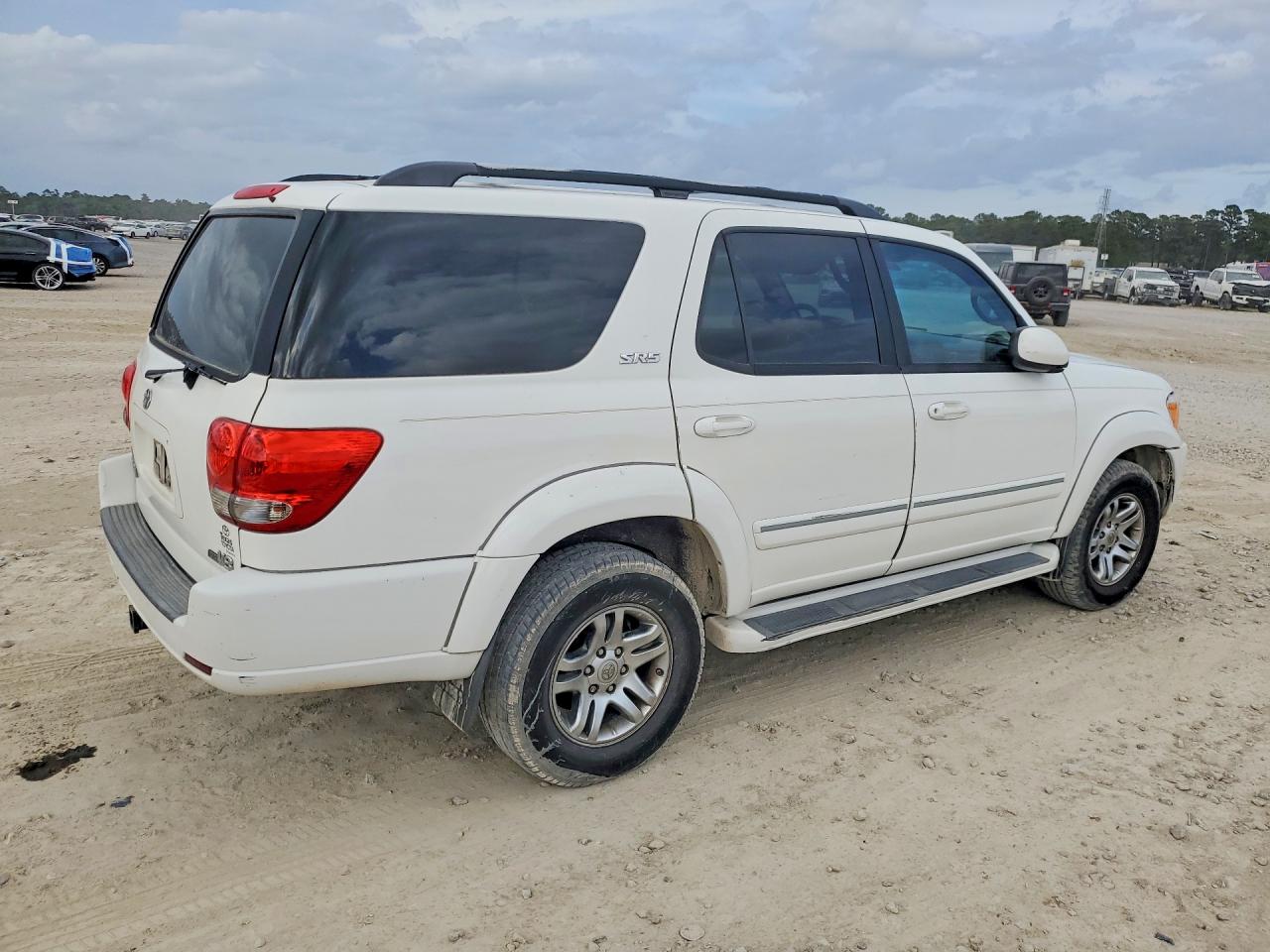 2007 Toyota Sequoia VIN 5TDZT34A37S288218 photo 3