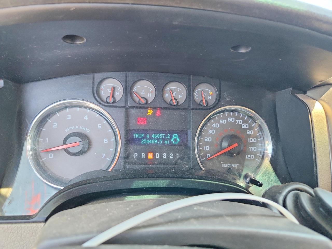 2010 Ford F150 VIN 1FTEW1C83AKA22785 photo 9