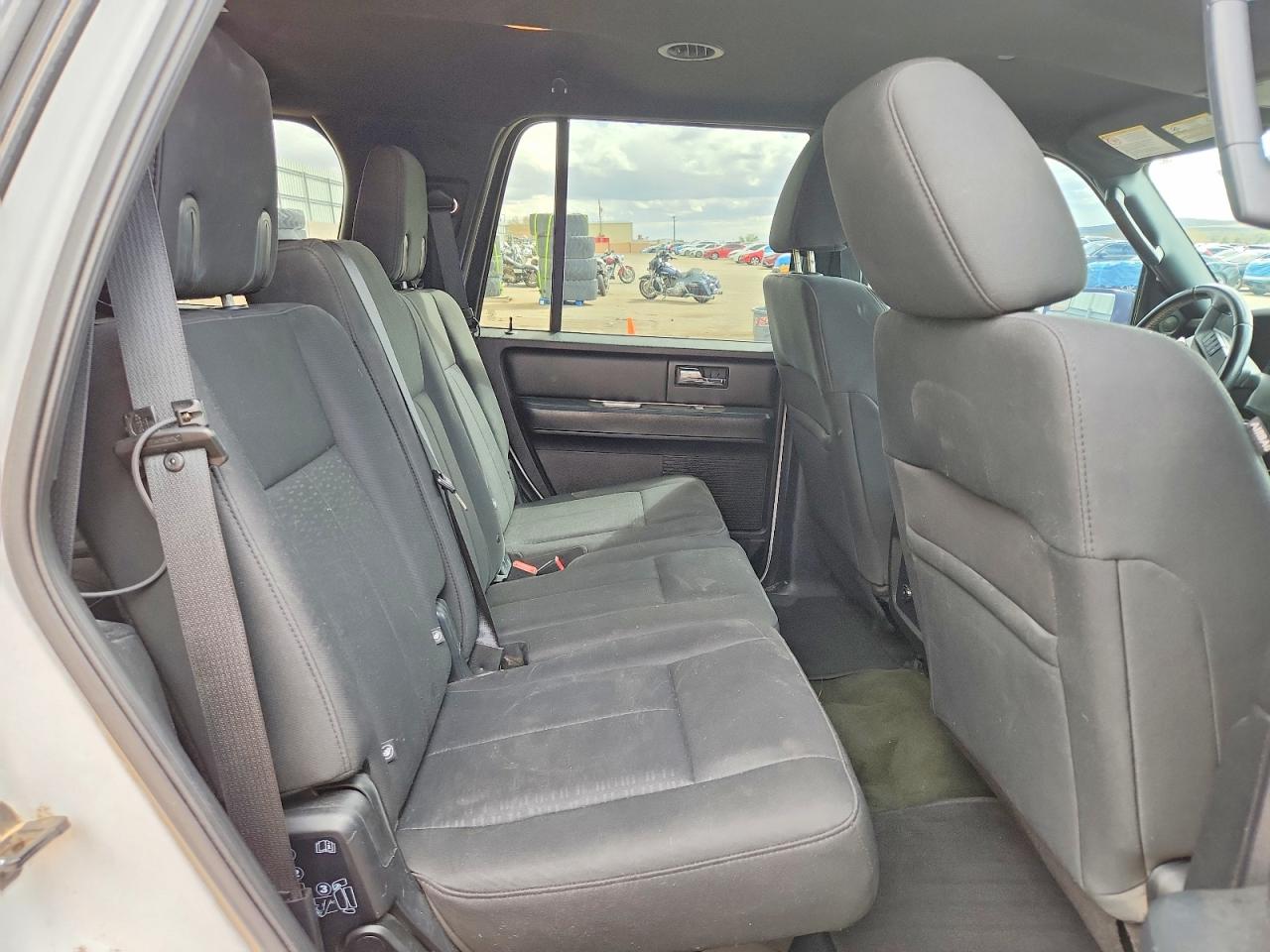 2016 Ford Expedition VIN 1FMJU1GT2GEF50856 photo 11