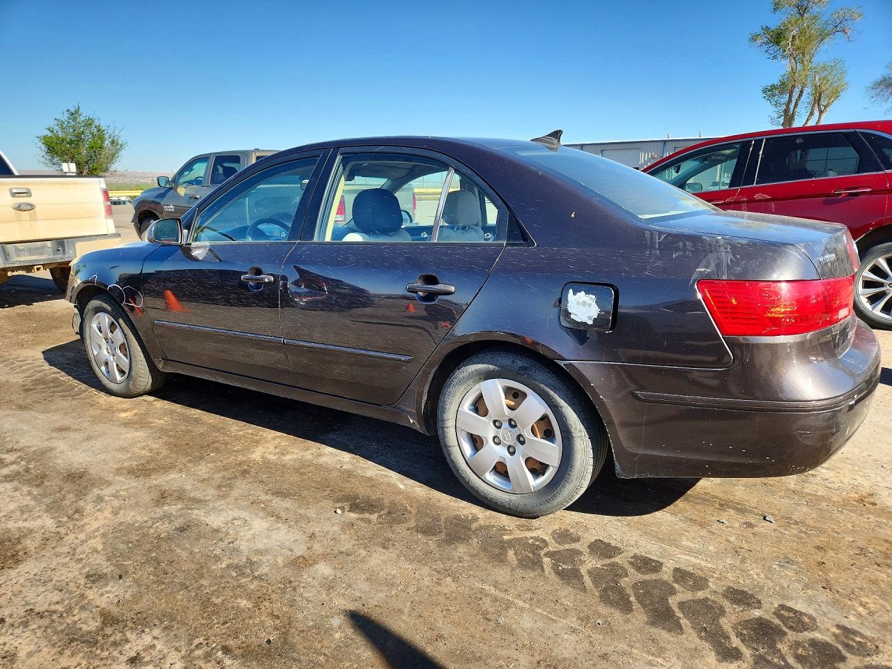2010 HYUNDAI Sonata VIN 5NPET4AC7AH578212 photo 2