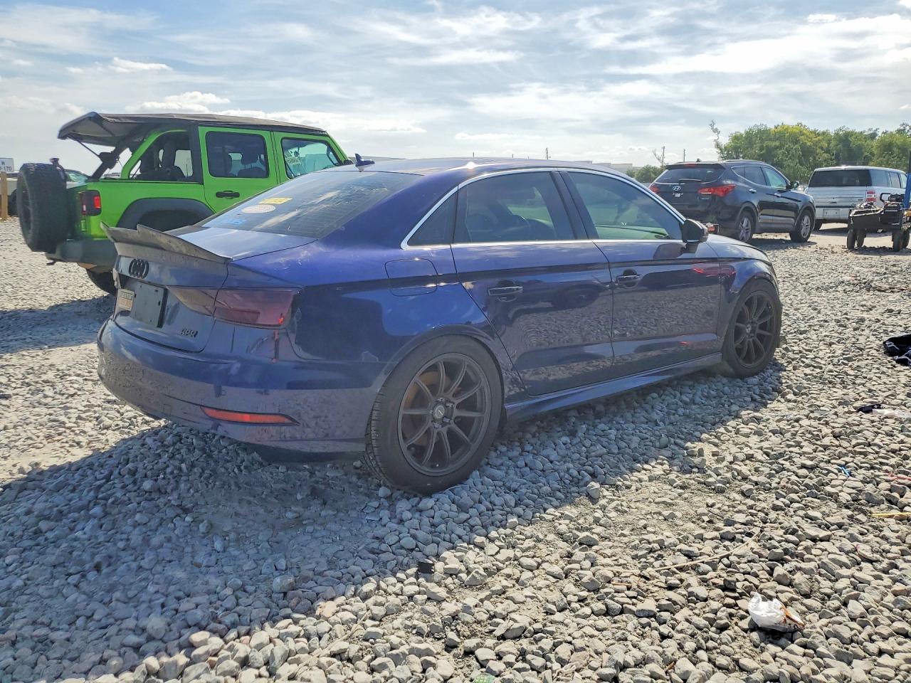 2018 Audi S3 VIN WAUB1GFF5J1094976 photo 3