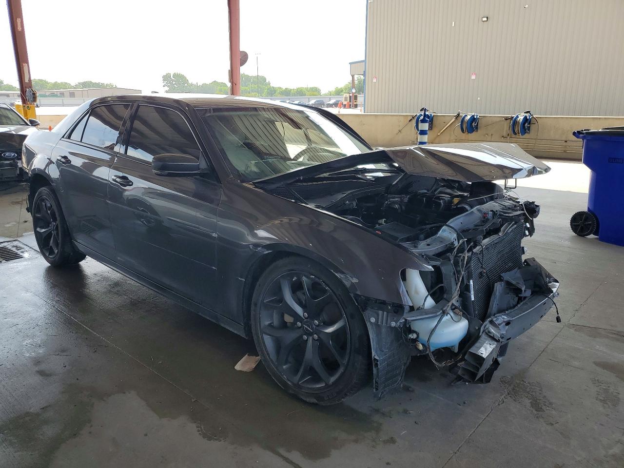 2022 Chrysler 300 VIN 2C3CCADG1NH111892 photo 4