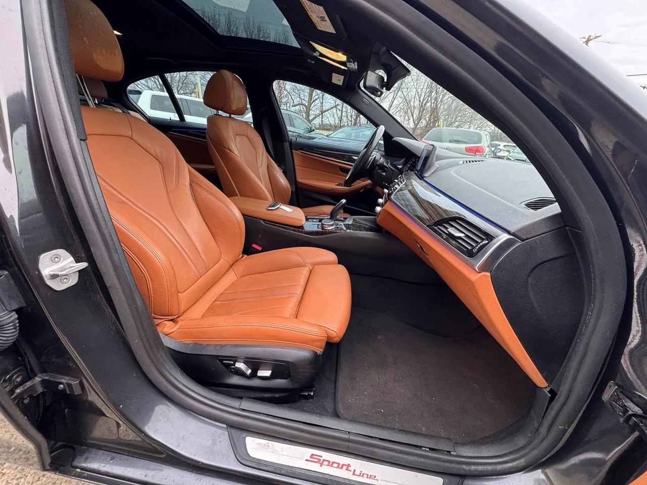 2018 BMW 5 series VIN WBAJA7C5XJWA73151 photo 5