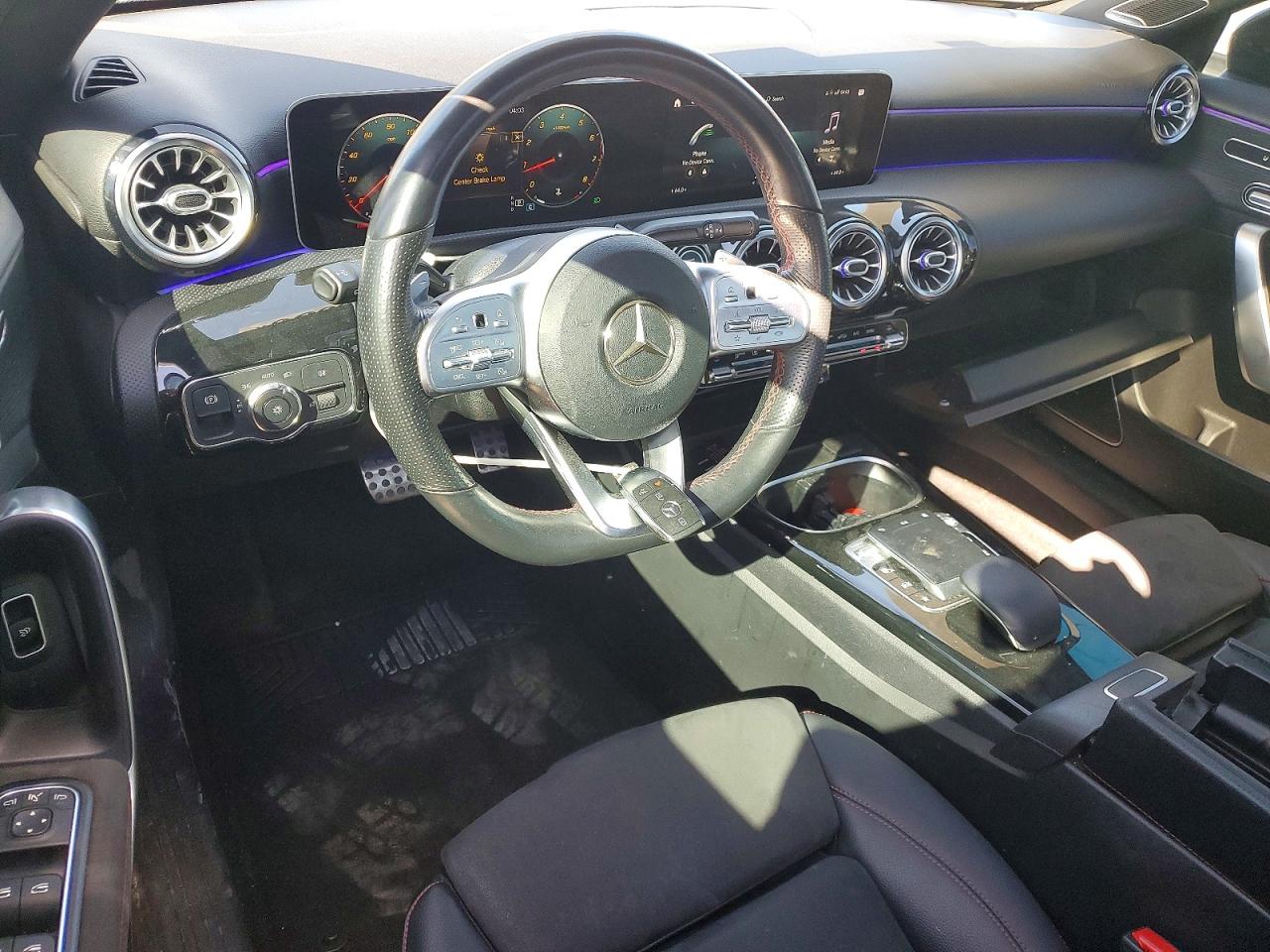 2019 Mercedes-Benz A-class VIN WDD3G4FB1KW013984 photo 8