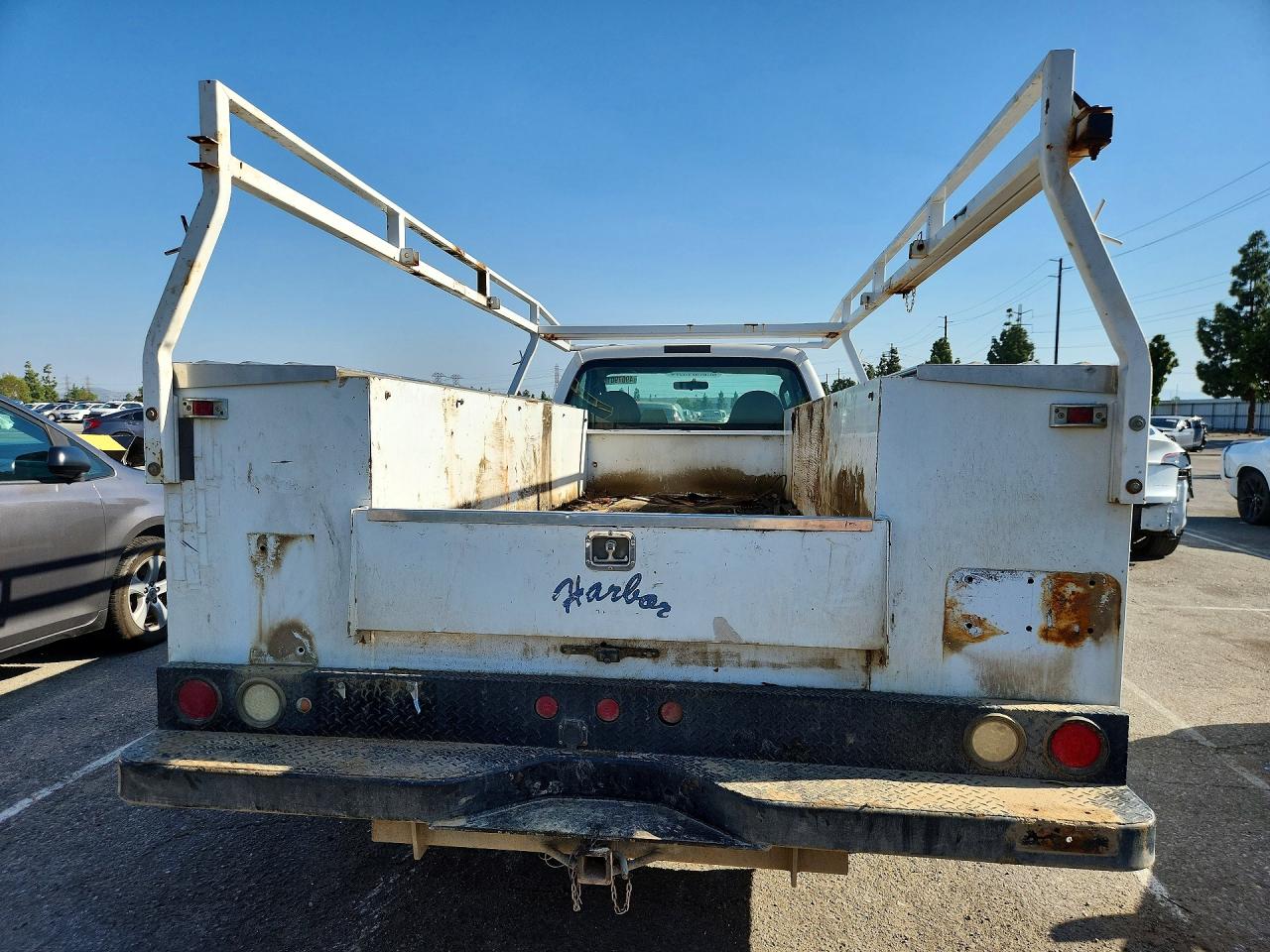 2008 Ford F350 VIN 1FDWF36518EA18952 photo 6
