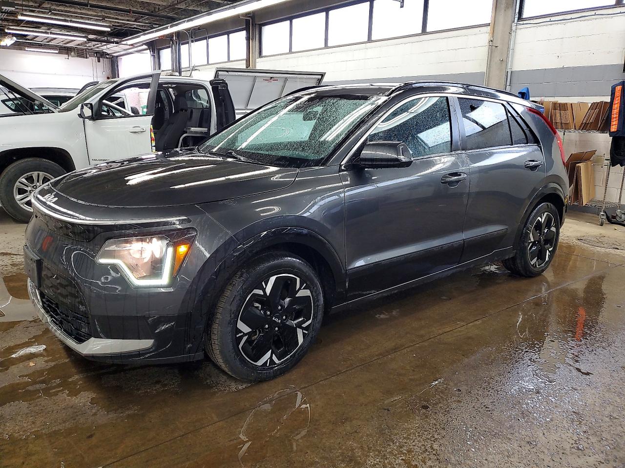 2023 Kia Niro VIN KNDCR3L14P5072454 photo 1