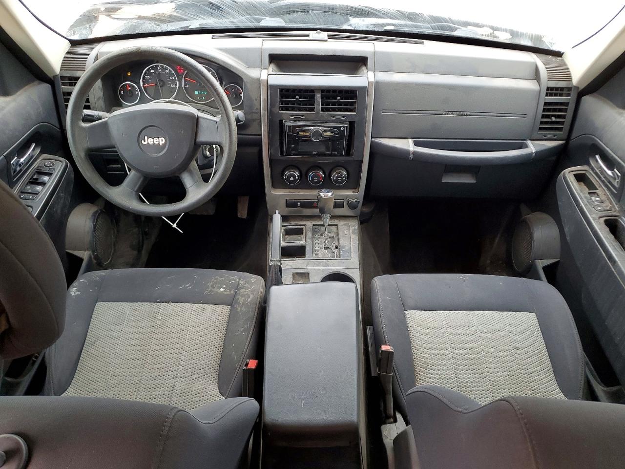 2010 JEEP Liberty VIN 1J4PP2GK7AW106239 photo 8