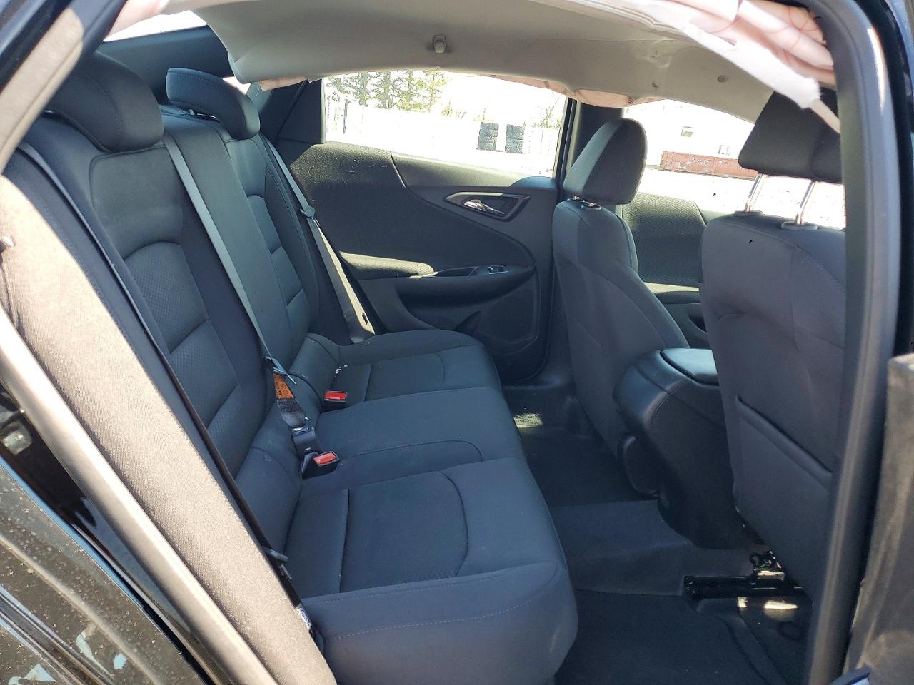 2025 Chevrolet Malibu VIN 1G1ZB5ST7SF112048 photo 10