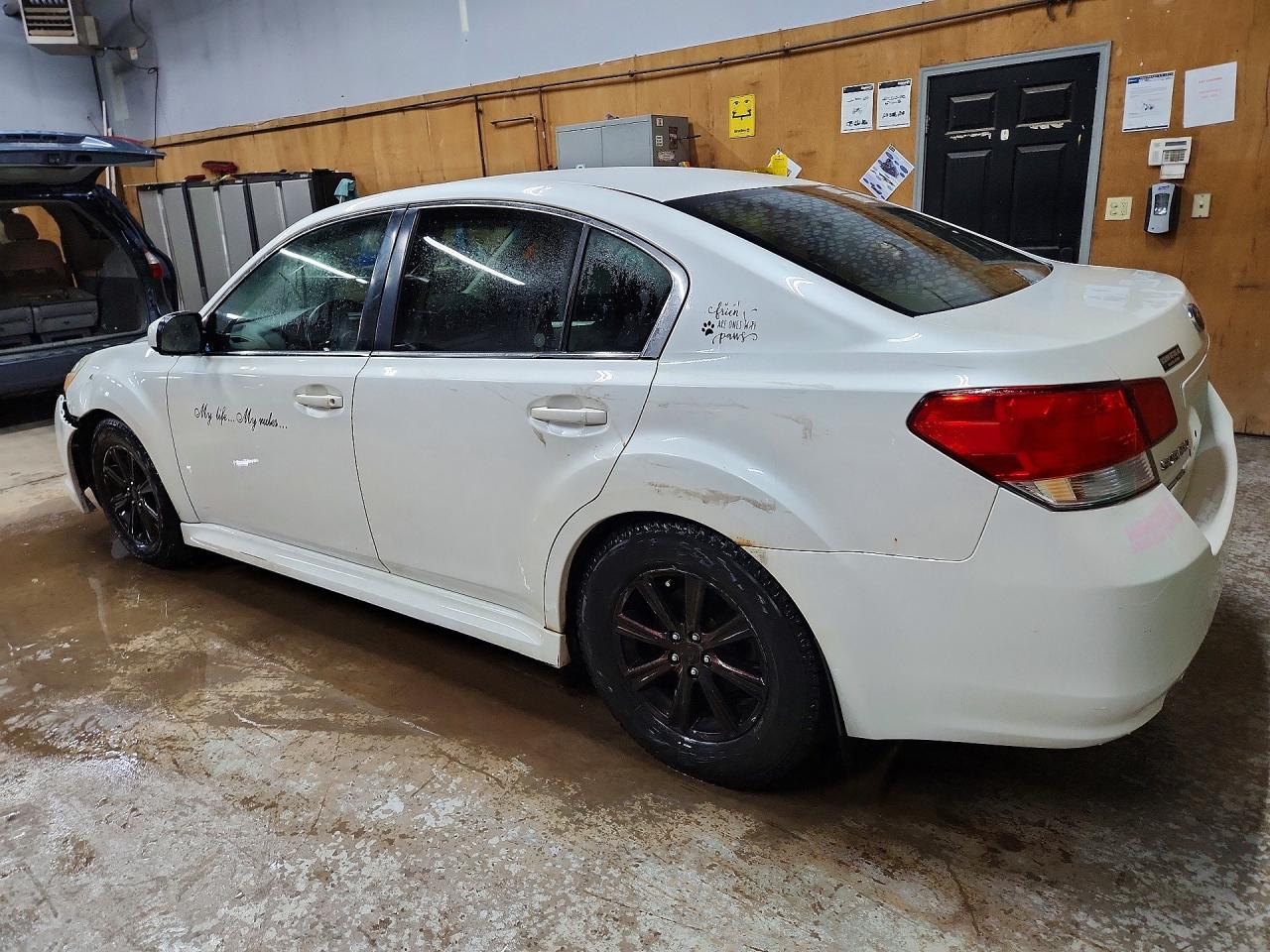 2010 Subaru LEGACY VIN 4S3BMBC61A3221292 photo 2