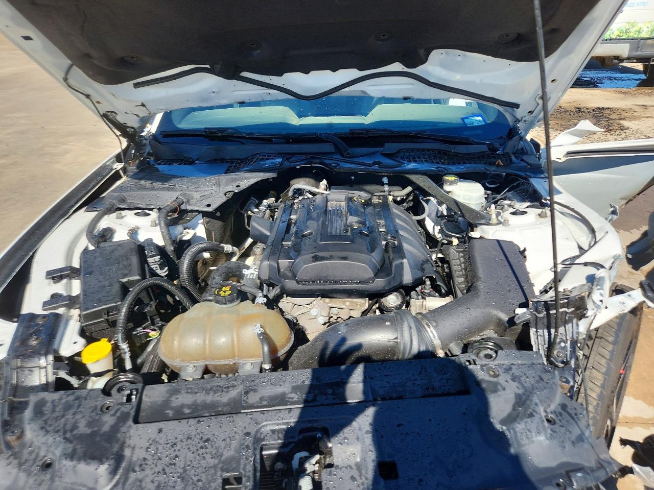 2018 FORD All models VIN 1FATP8UHXJ5110202 photo 11