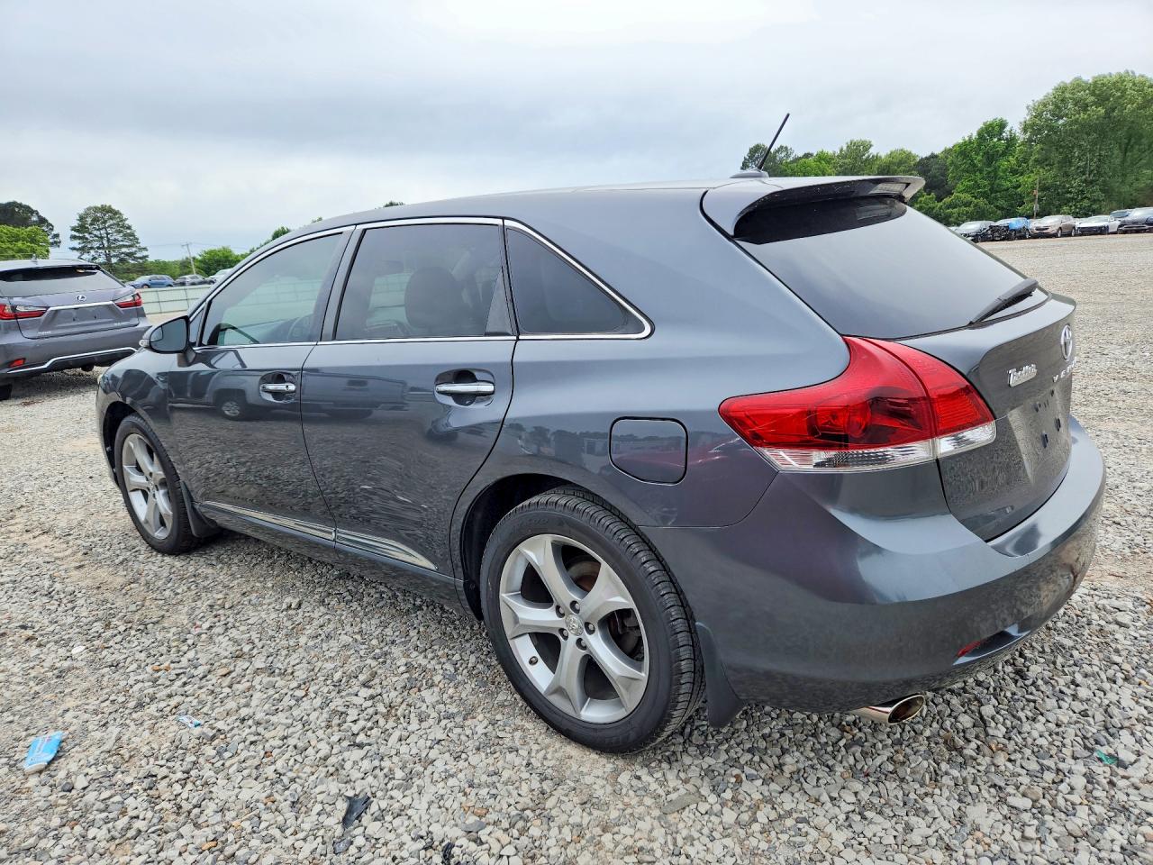 2013 Toyota Venza VIN 4T3ZK3BB5DU057216 photo 2