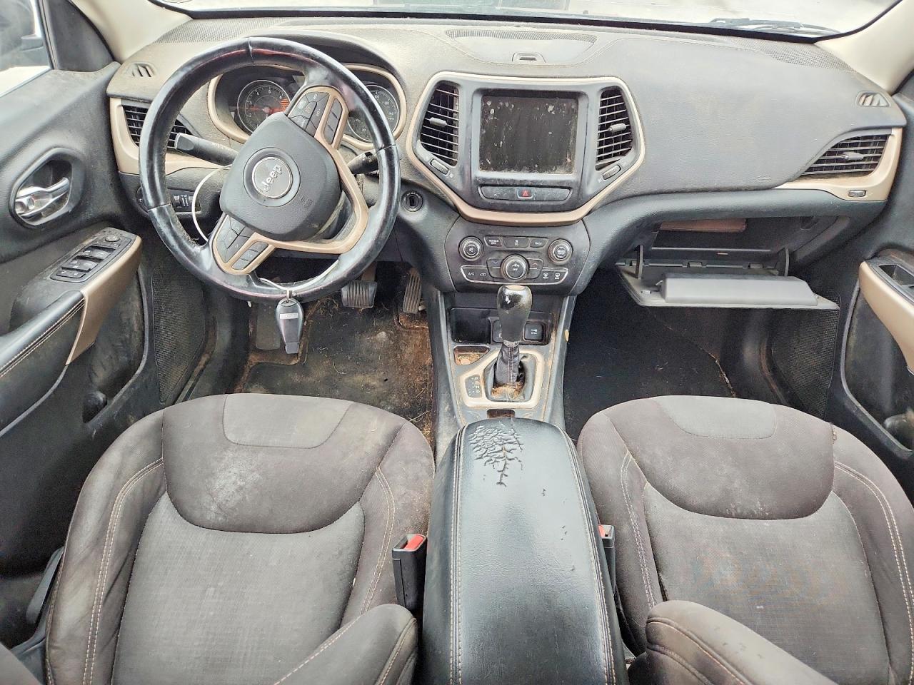2017 Jeep Grand cher VIN 1C4PJLCB4HW574068 photo 8