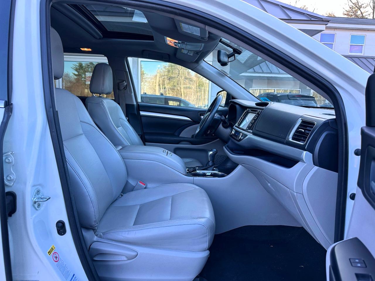 2016 TOYOTA Highlander VIN 5TDJKRFH9GS322708 photo 5
