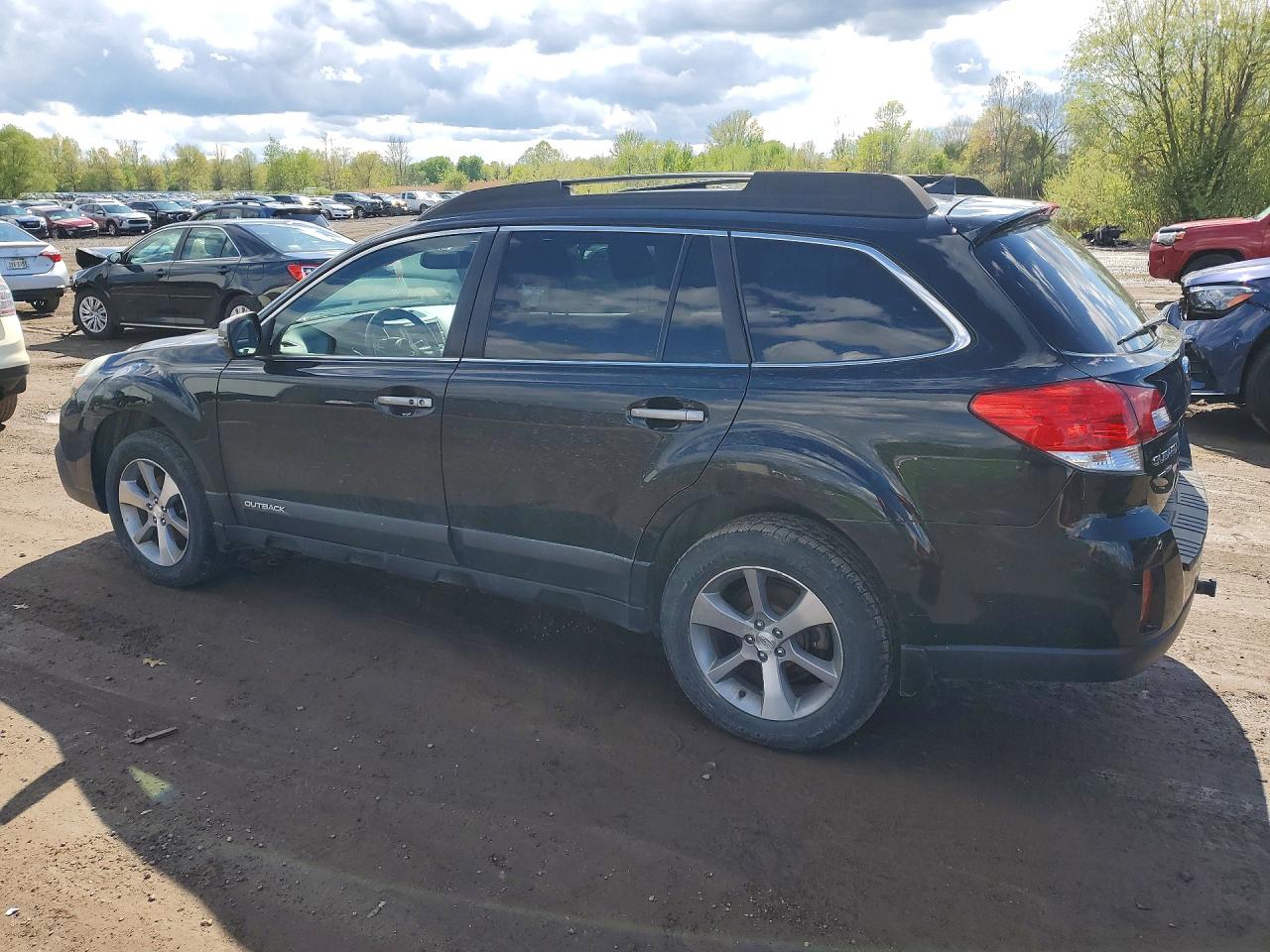 2013 Subaru Outback VIN 4S4BRCSC3D3279628 photo 2