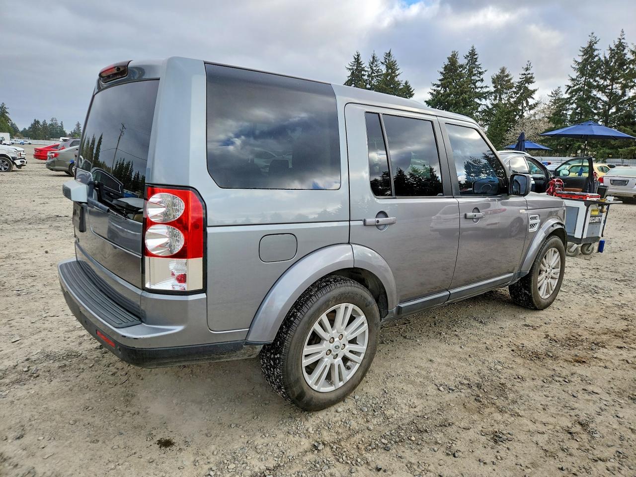2012 Land Lr4 VIN SALAG2D43CA633690 photo 3