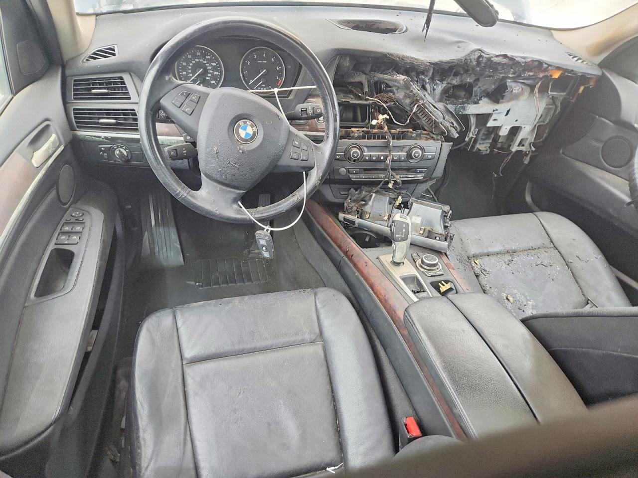 2011 BMW X5 VIN 5UXZV4C59BL405748 photo 8