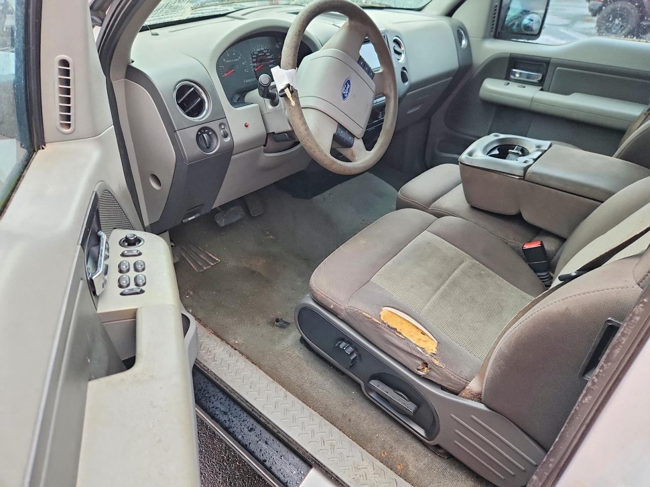 2006 Ford F150 VIN 1FTPX12V46KC16990 photo 8