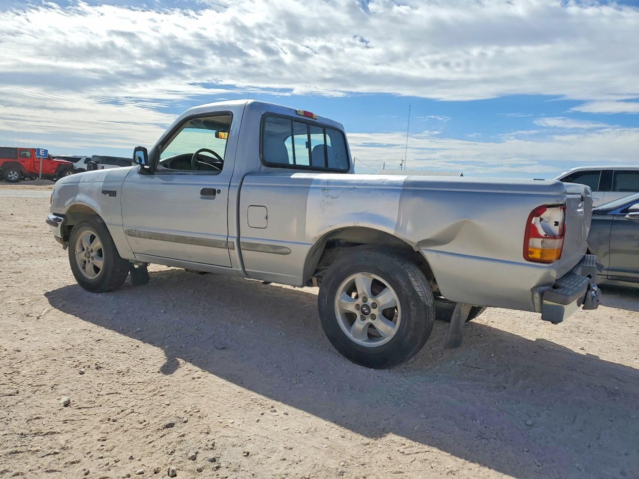 1997 Ford Ranger VIN 1FTCR10A8VUA38853 photo 2