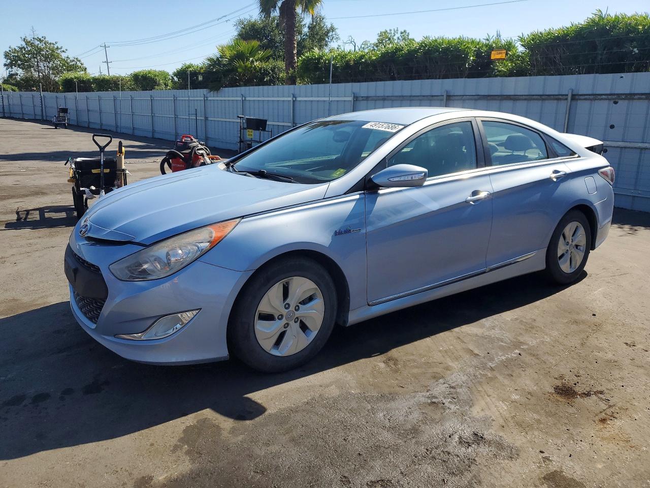 2013 Hyundai Sonata VIN KMHEC4A42DA093329 photo 1