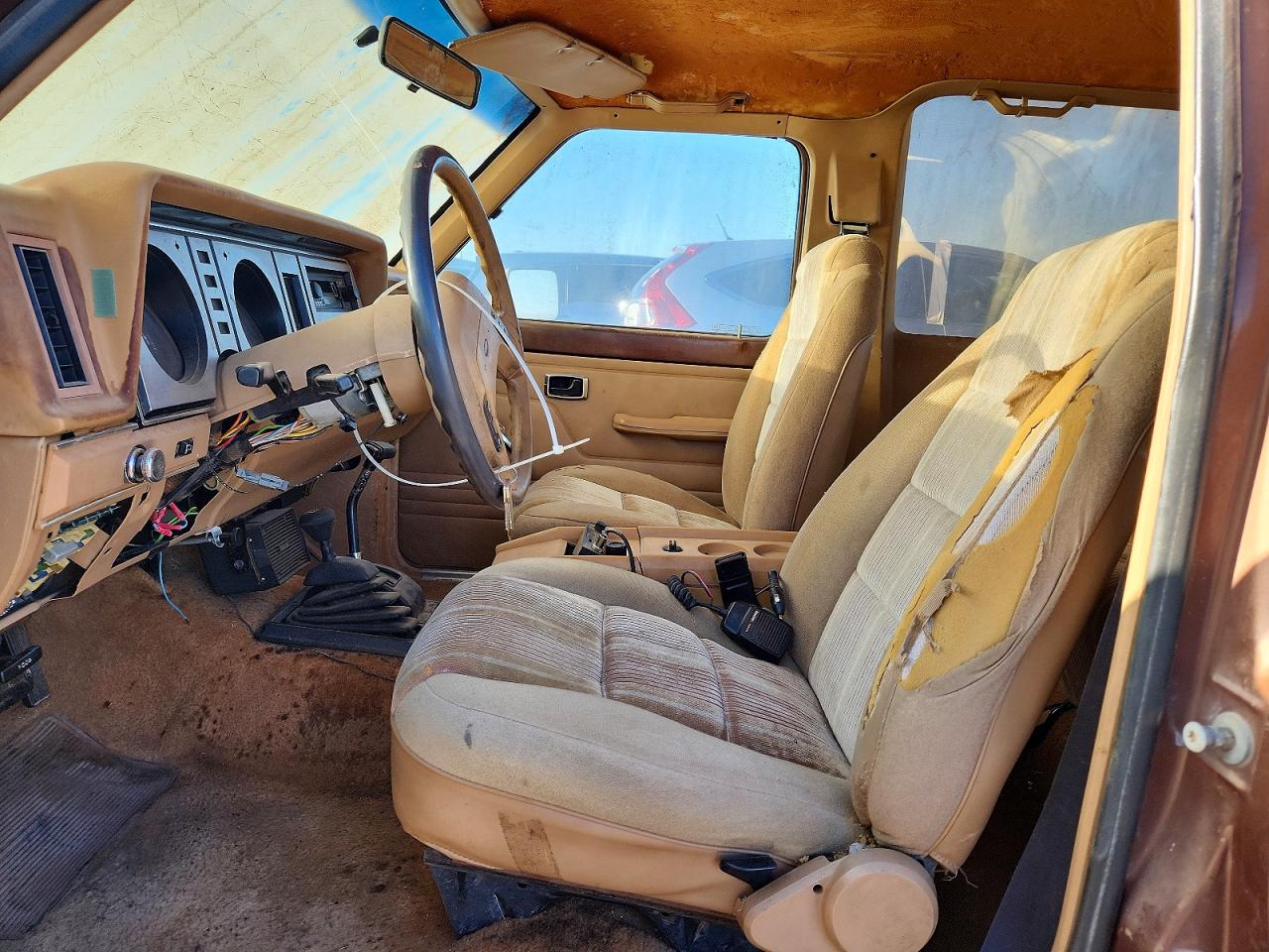 1985 Ford Bronco VIN 1FMCU14S1FUB72943 photo 7