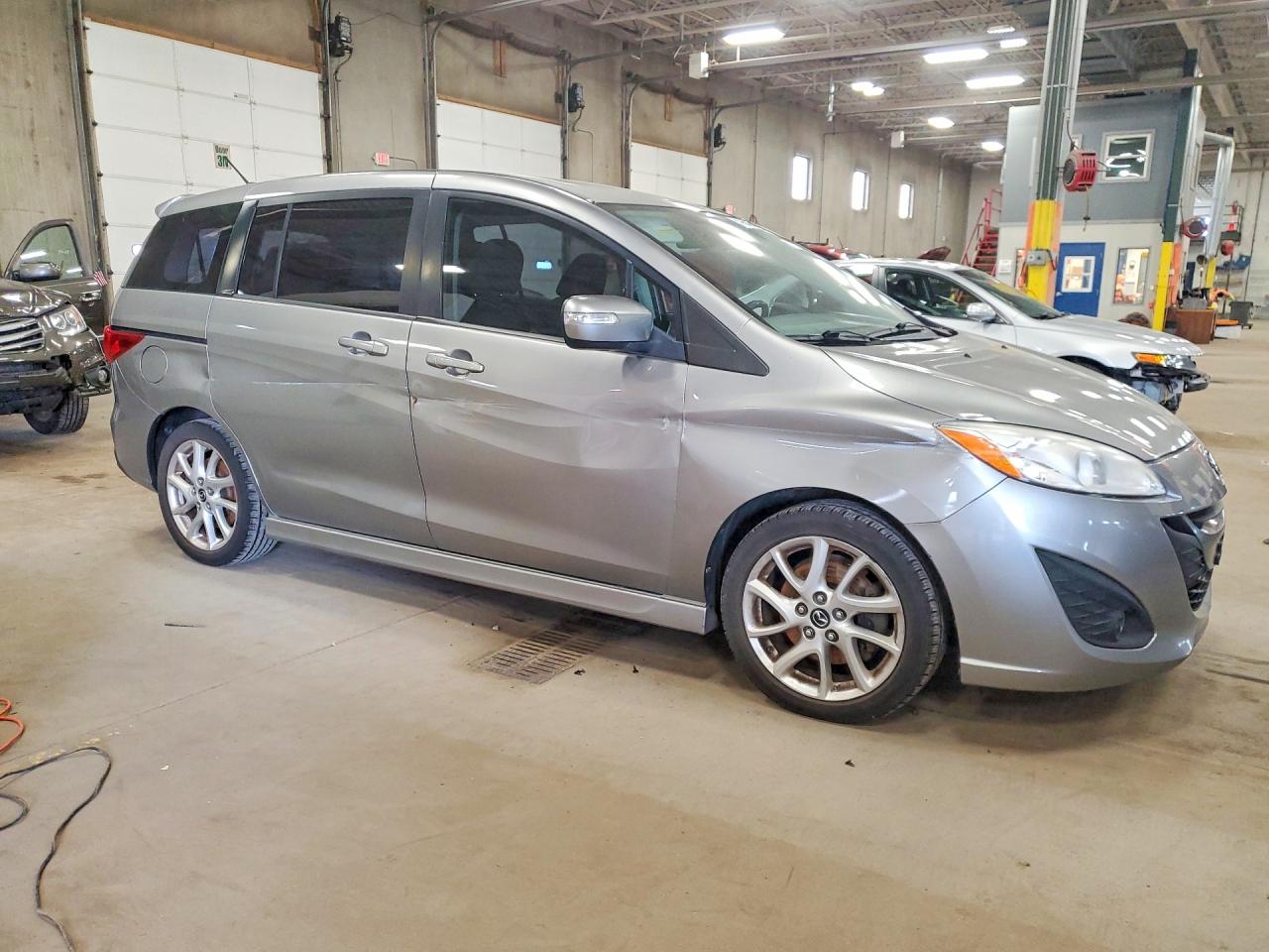 2013 Mazda 5 VIN JM1CW2CL3D0144693 photo 4