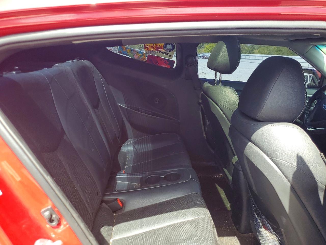 2015 Hyundai Veloster VIN KMHTC6AE1FU225283 photo 10