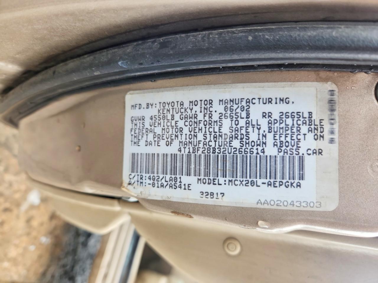 2002 Toyota Avalon VIN 4T1BF28B32U266614 photo 12
