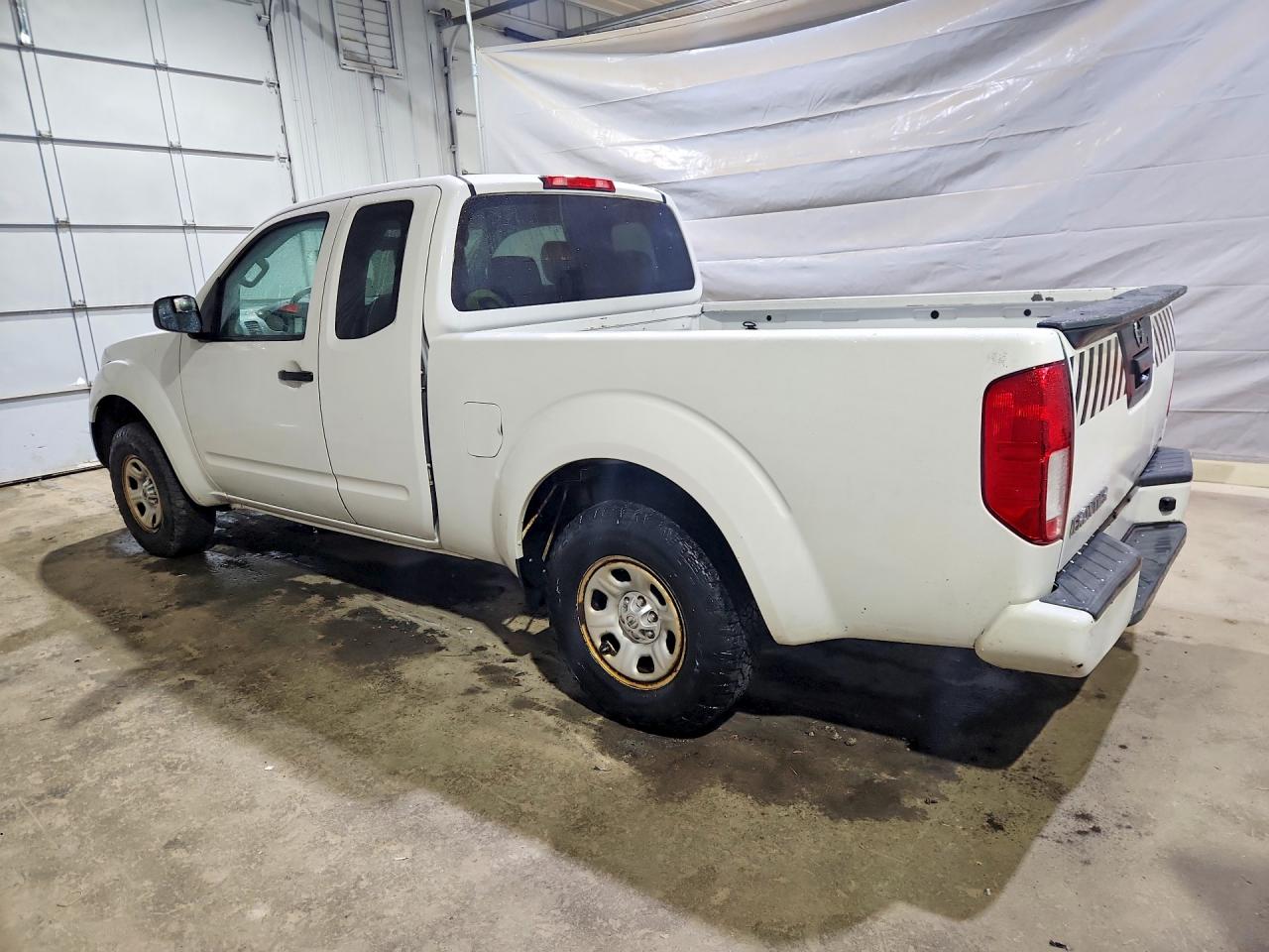 2017 Nissan Frontier VIN 1N6BD0CT8HN706387 photo 2