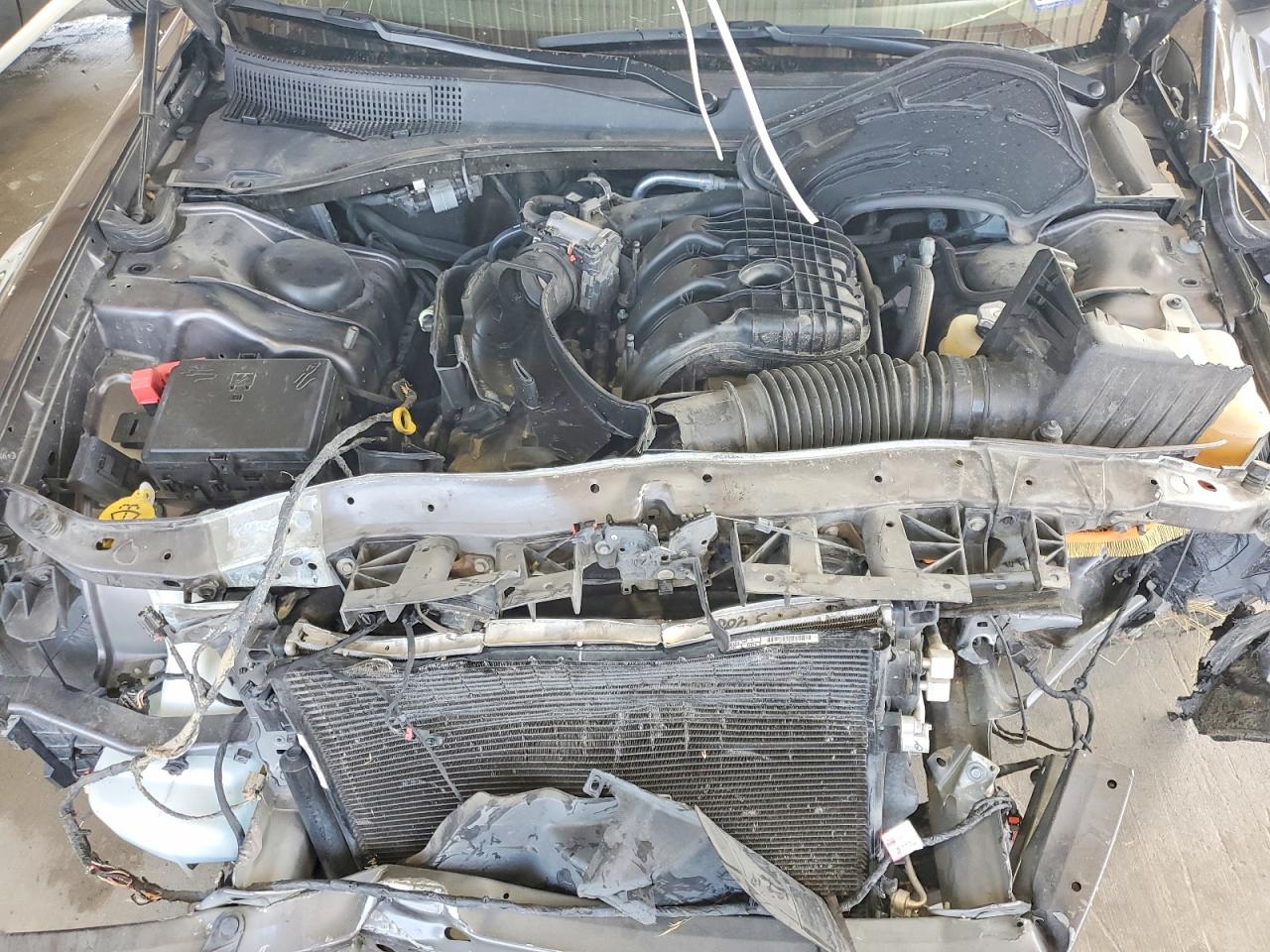 2022 Chrysler 300 VIN 2C3CCADG1NH111892 photo 11