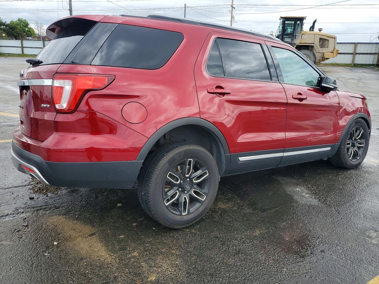 2017 Ford Explorer VIN 1FM5K8D87HGA11686 photo 3