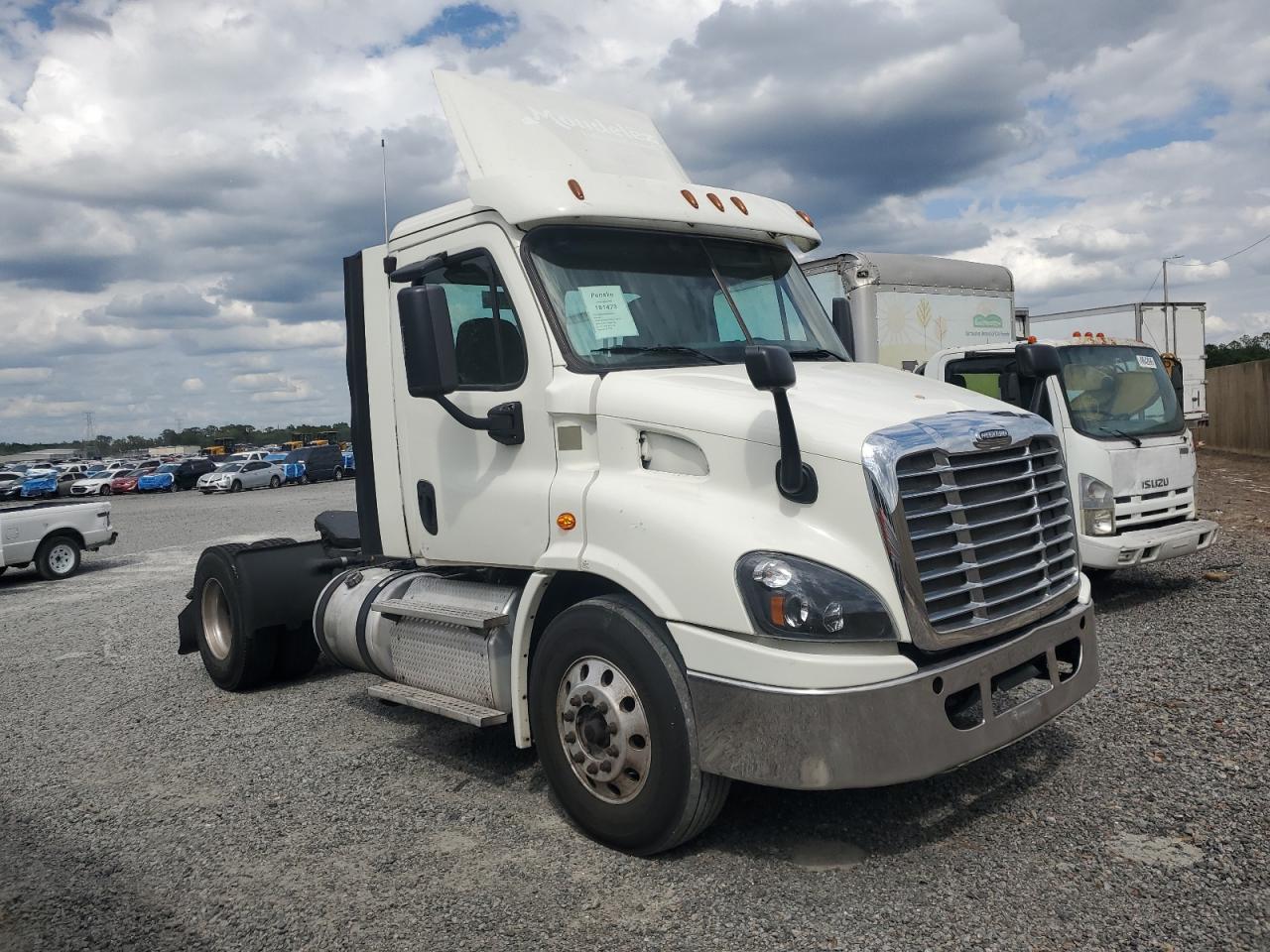 2017 FREIGHTLINER All other VIN 3AKBGADV3HSJH0114 photo 1
