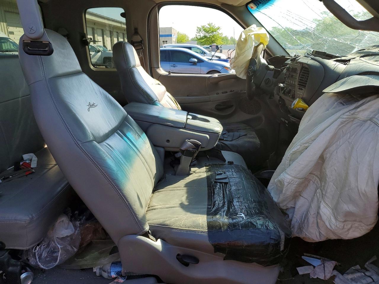 1998 Ford F150 VIN 1FTZX18W5WNA99766 photo 7