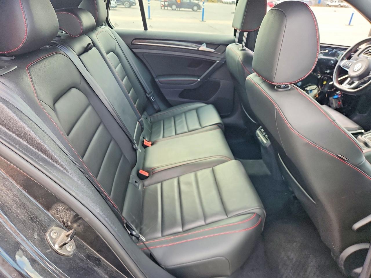 2016 Volkswagen Gti VIN 3VW447AU0GM043547 photo 10