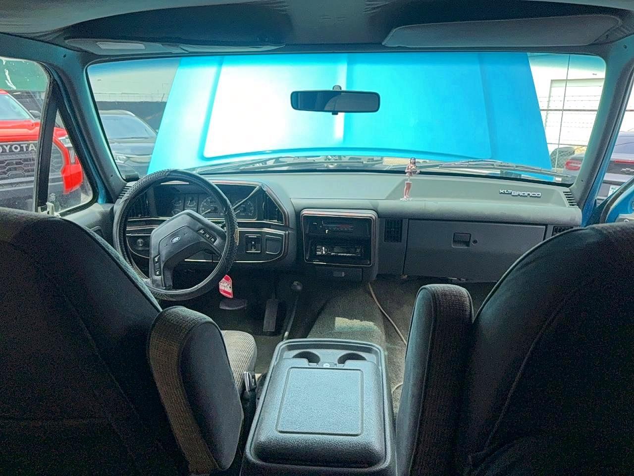 1990 FORD Bronco VIN 1FMEU15H7LLB17409 photo 9