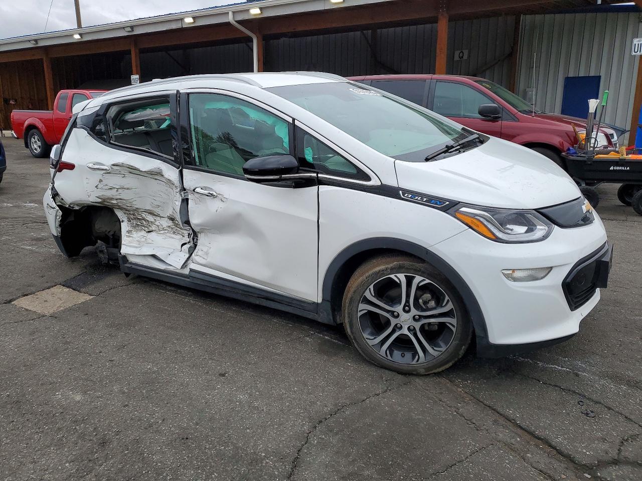 2019 Chevrolet Bolt VIN 1G1FZ6S06K4108336 photo 4