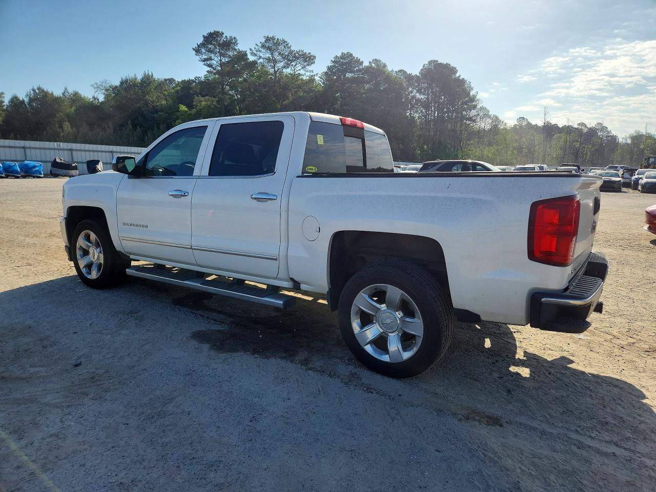 2016 Chev All models VIN 3GCPCSEC0GG328304 photo 2