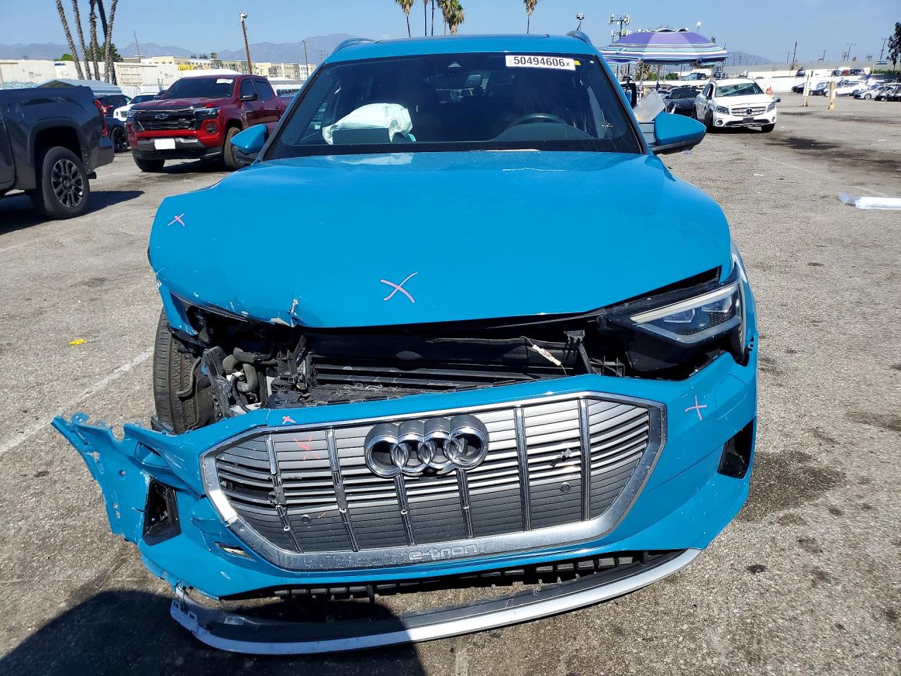 2019 Audi E-tron VIN WA1LAAGE9KB011727 photo 5