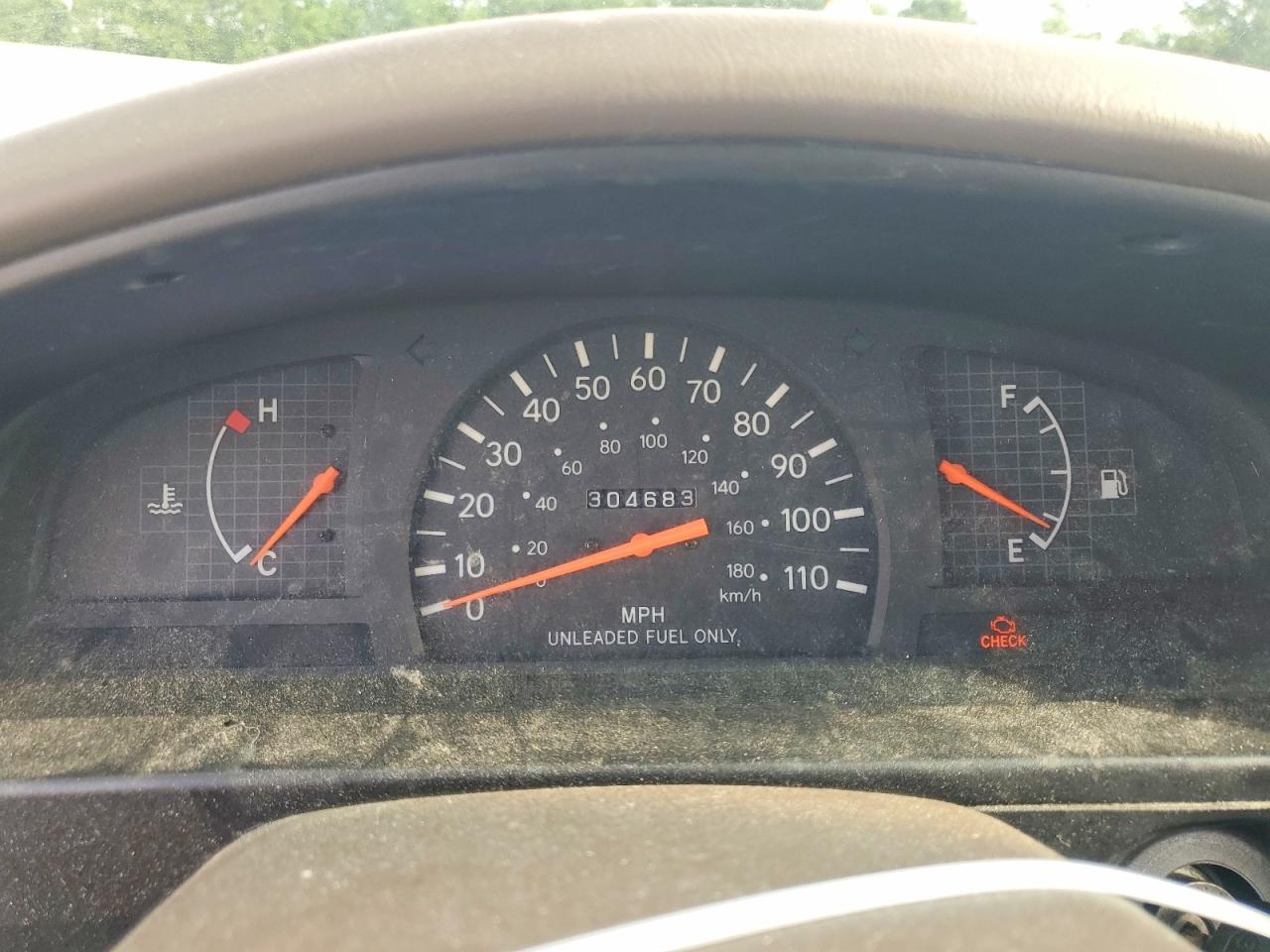 1999 Toyota Tacoma VIN 4TASM92N9XZ562829 photo 9
