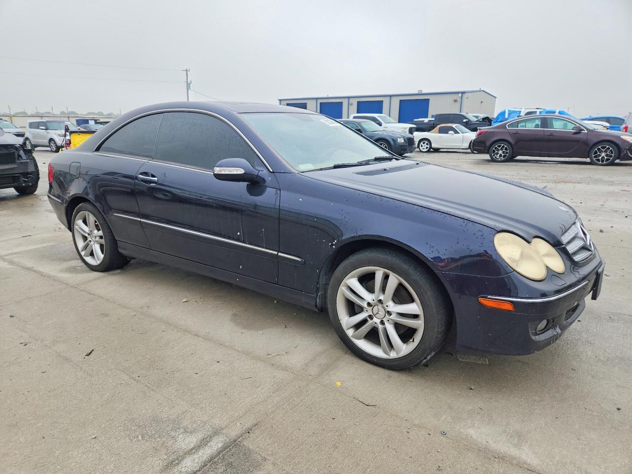 2007 Mercedes-Benz Clk-class VIN WDBTJ56H67F224013 photo 4