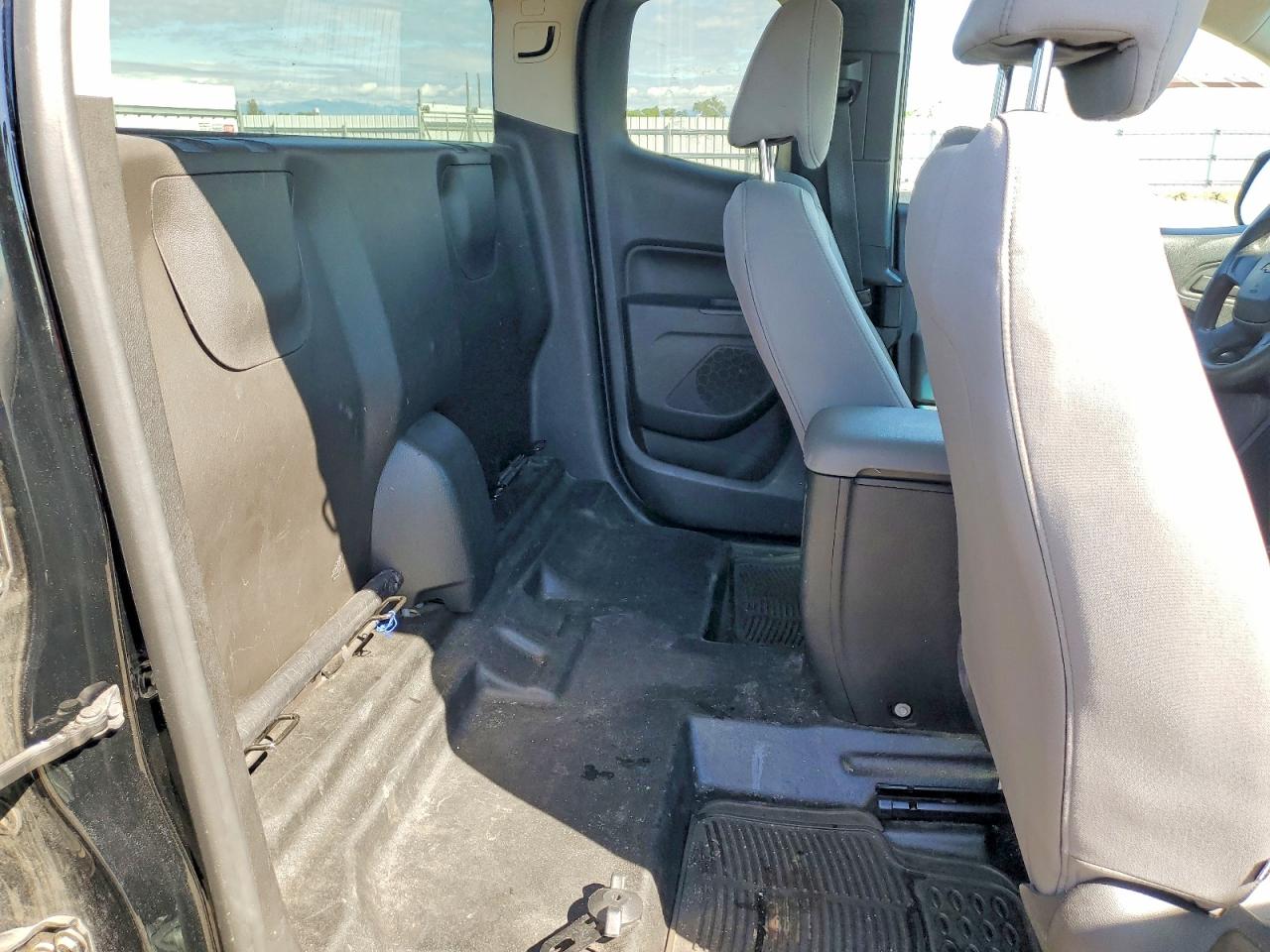 2020 CHEV Colorado VIN 1GCHSBEA8L1233973 photo 10